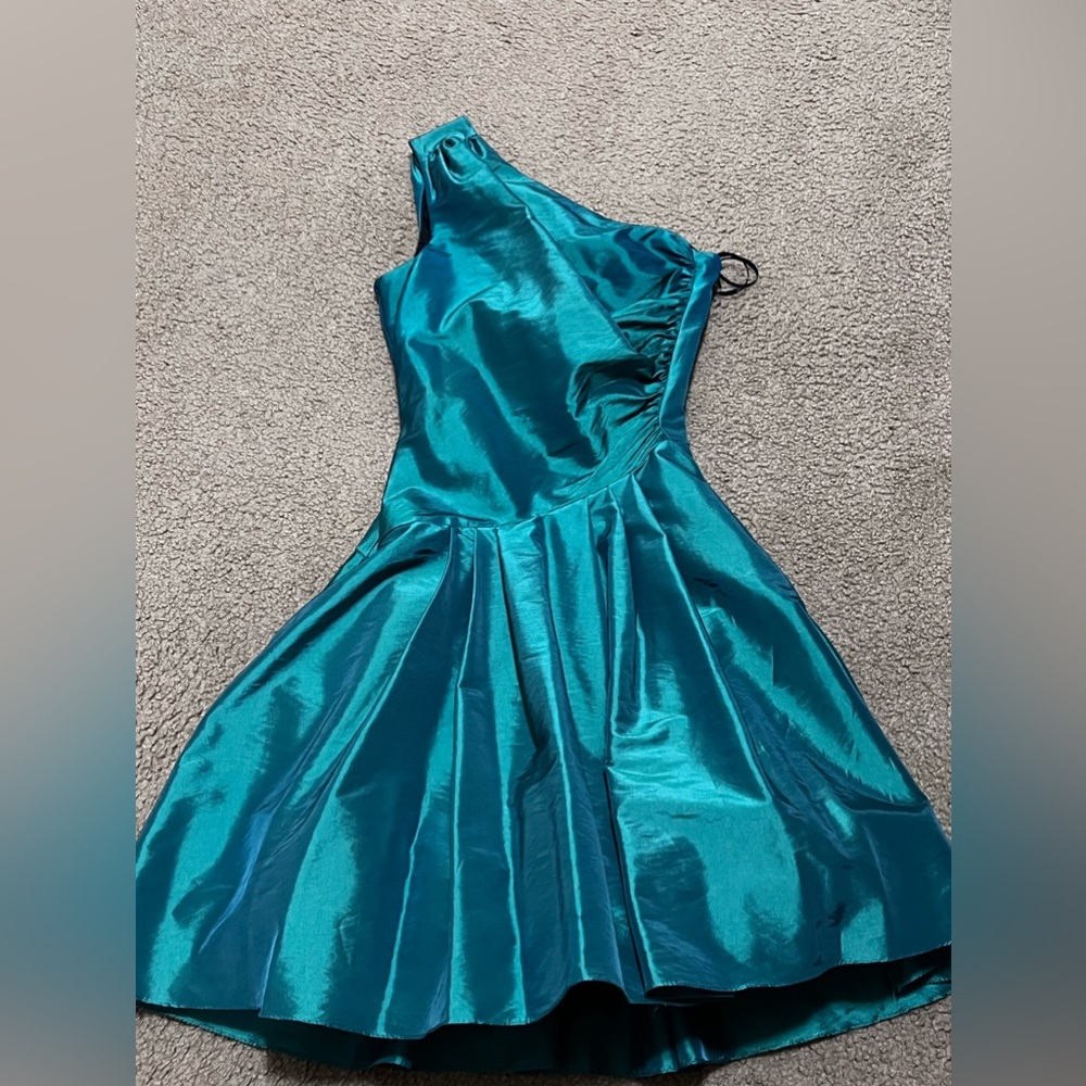 SCOTT MCCUNTOCK WOMEN DRESS